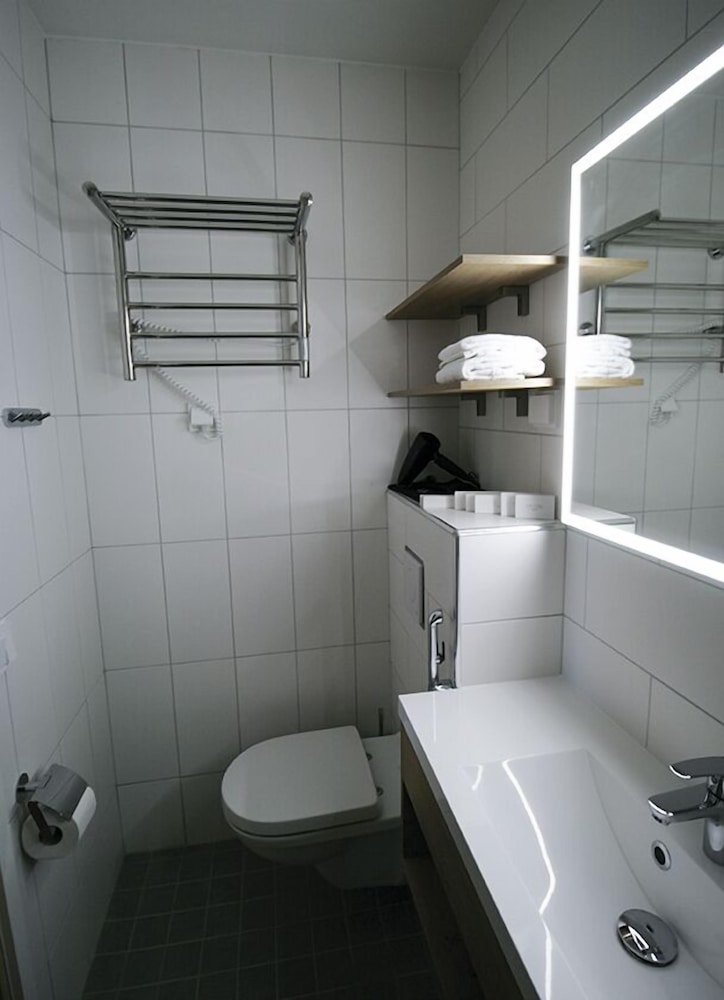 Standard Double or Twin Room photo 3