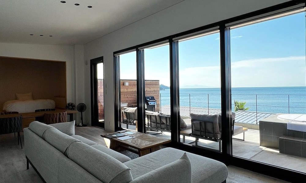 Executive 1 Bed Room Villa with Open-air Bath, No dogs allowed, Non Smoking - Photo 1