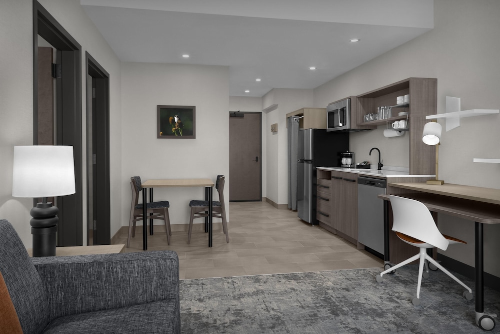 Suite, 1 Bedroom photo 3