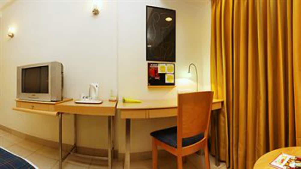 Business Room photo 1