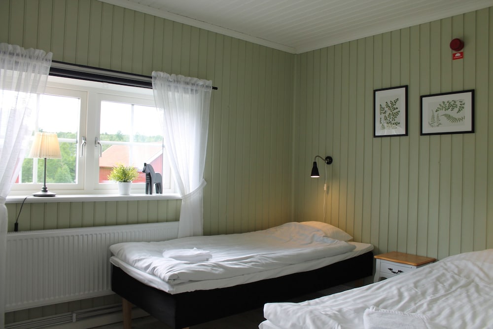 Economy Double or Twin Room