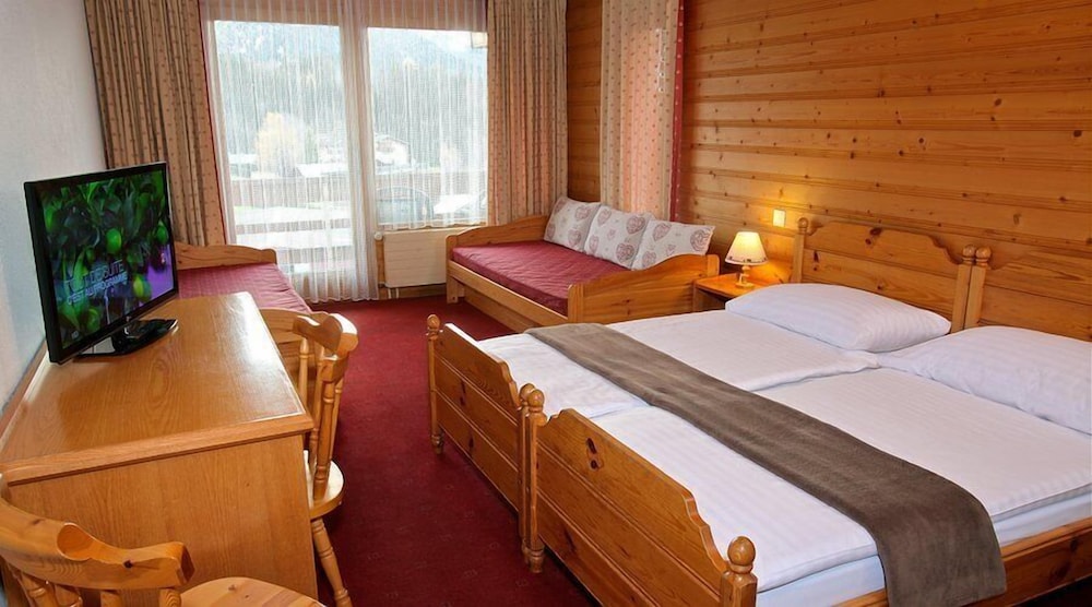 Comfort Quadruple Room, Balcony