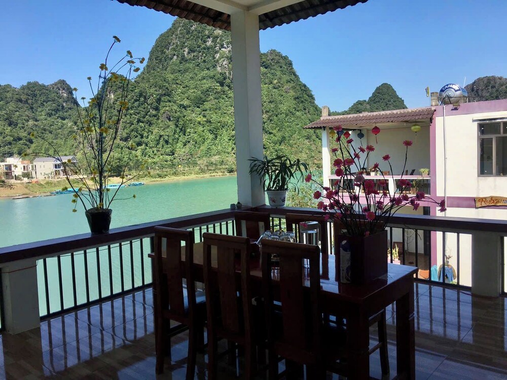 Deluxe Double Room, Balcony, Mountain View photo 2