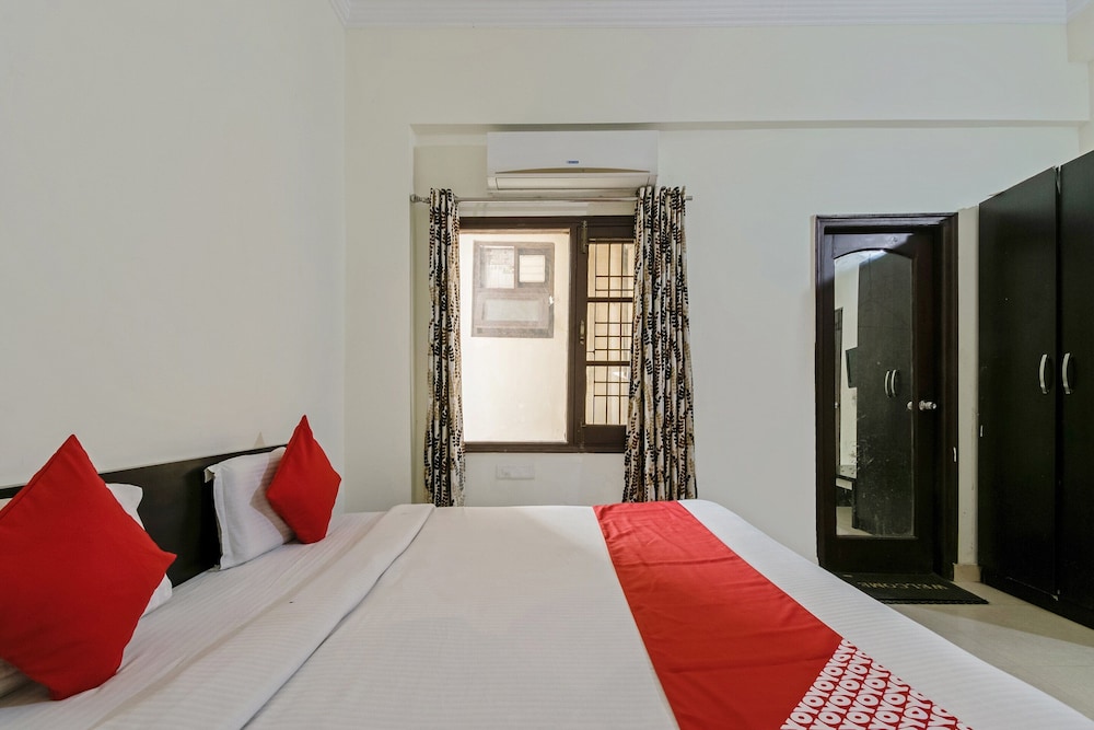 Deluxe Double Or Twin Room, 1 King Bed photo 2