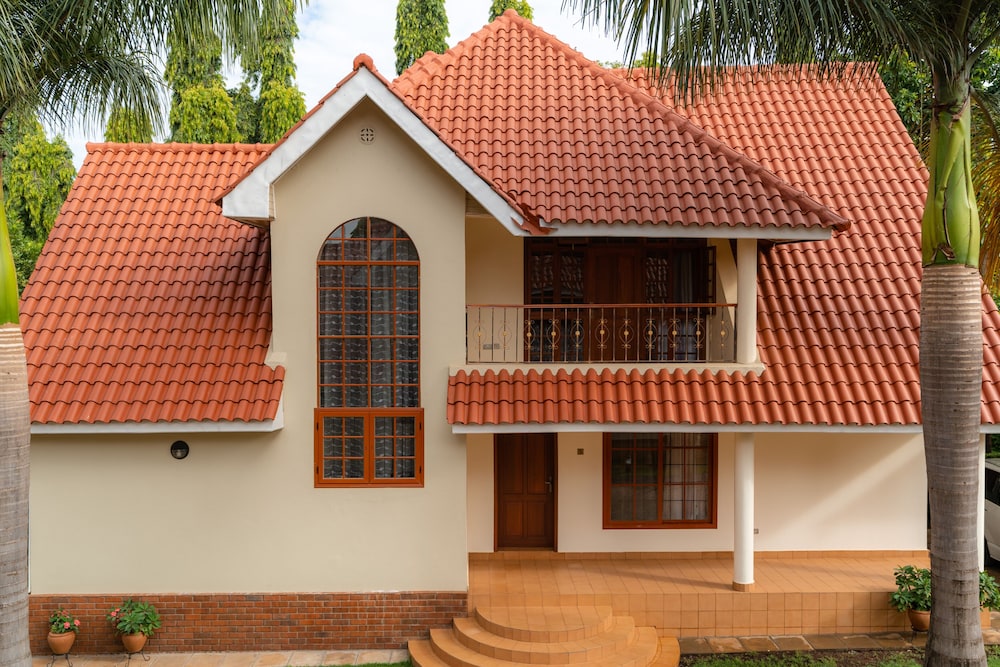 Villa - Photo 2