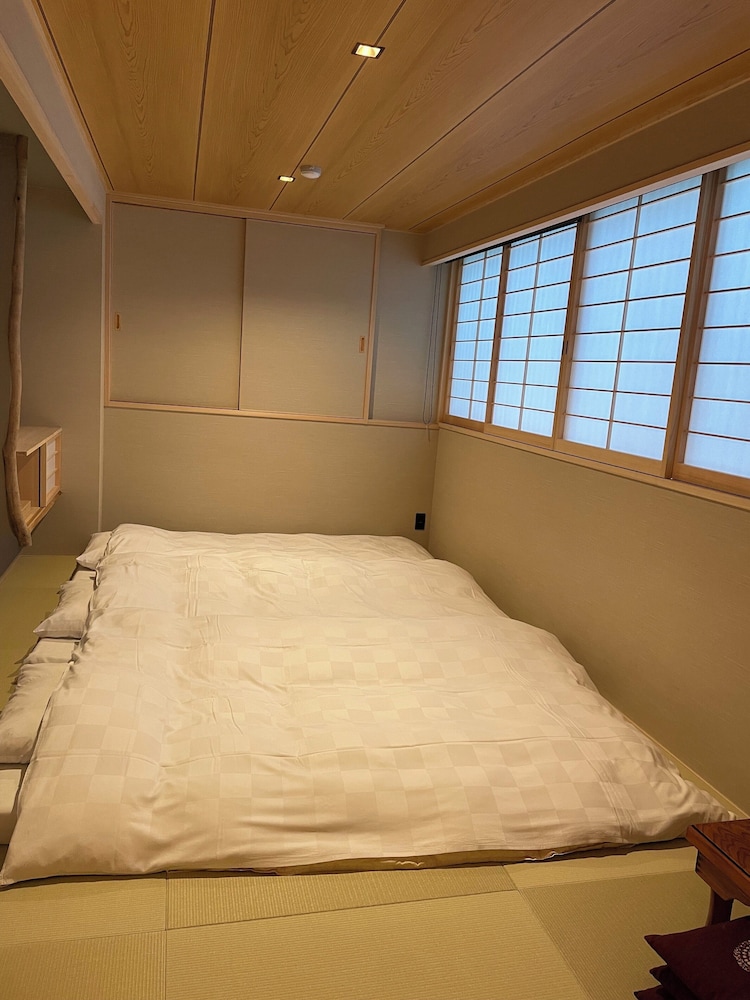 Japanese Style Standard Triple Room, Non Smoking photo 1