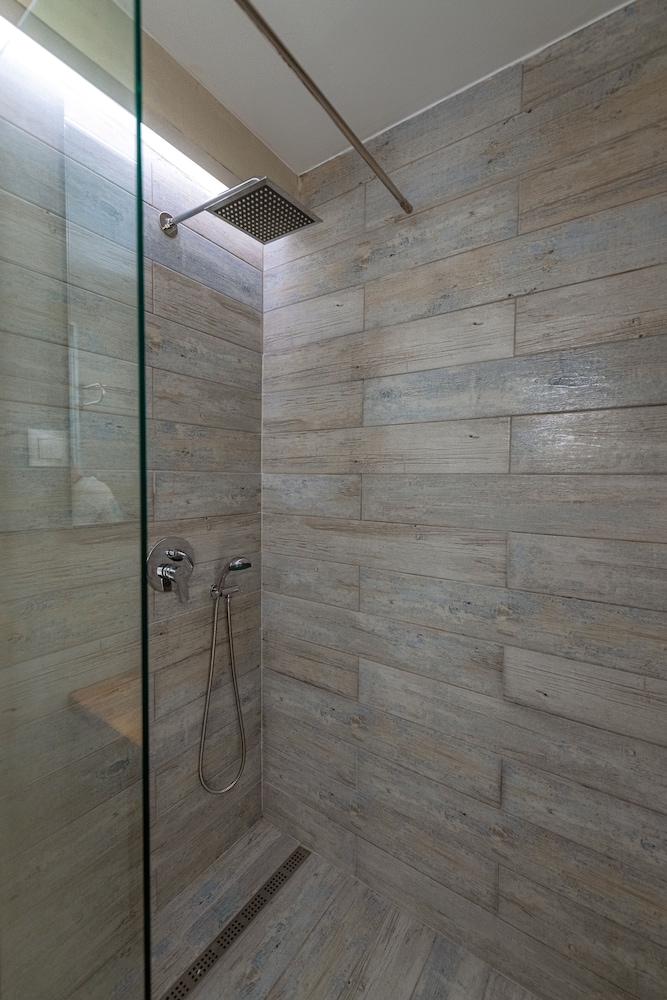 Superior Studio - Photo 15