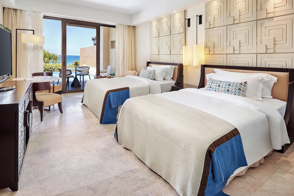 Premium Infinity Room, 2 Twin Beds, Non Smoking, Sea View (Private Pool)