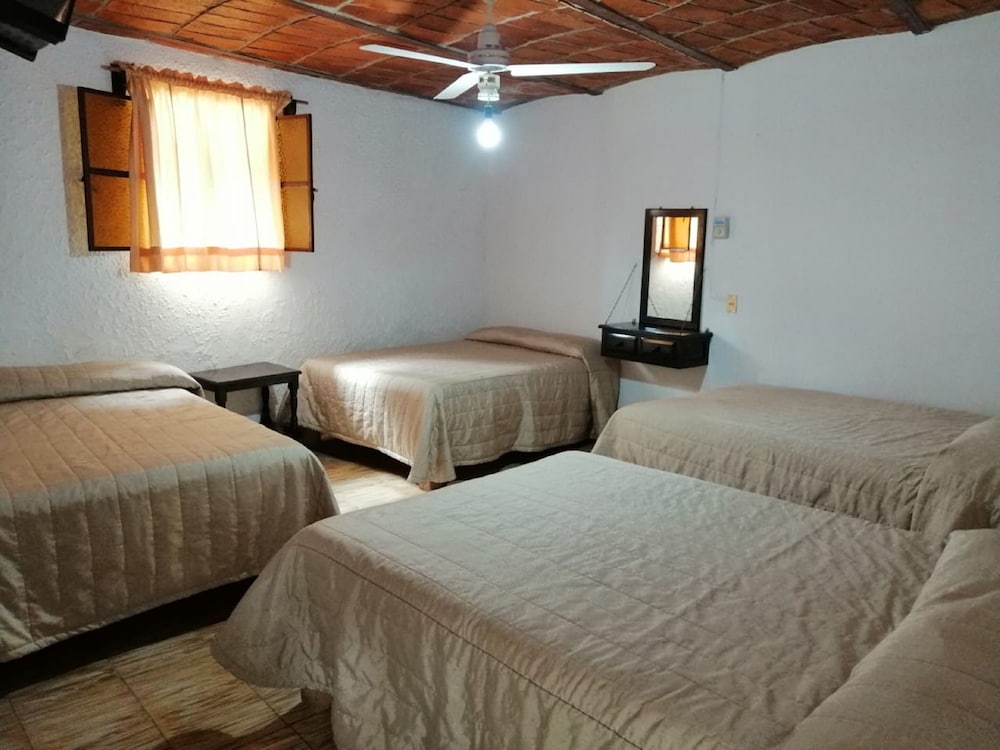 Quadruple Room photo 3