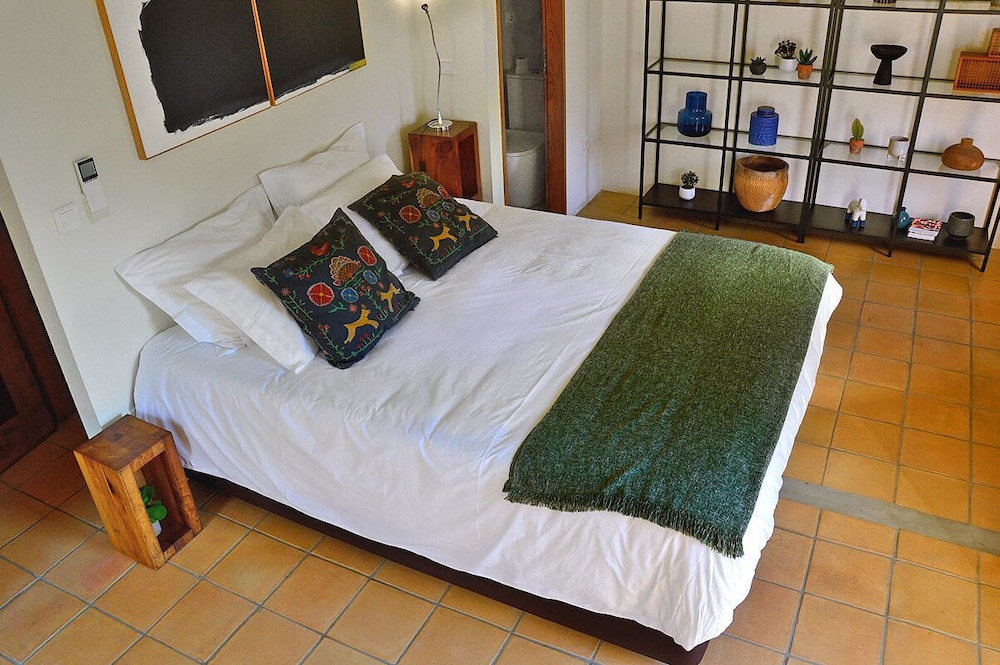 Basic Cottage, 1 Bedroom, River View, Garden Area photo 1