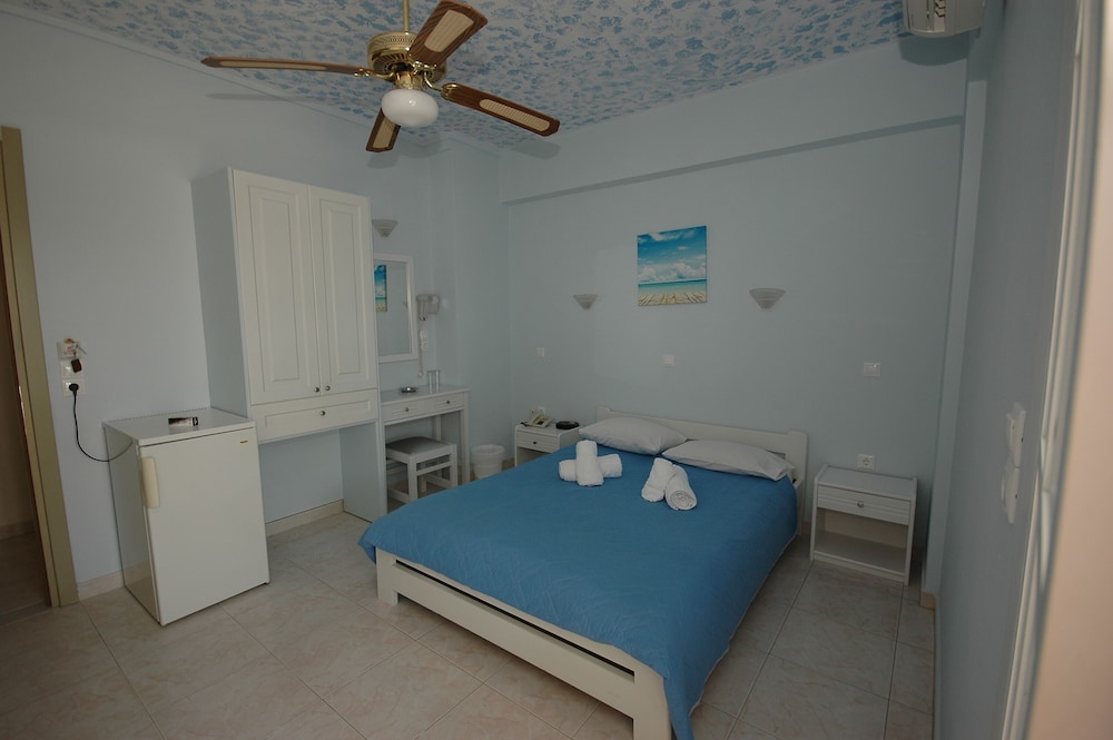 Standard Room photo 1