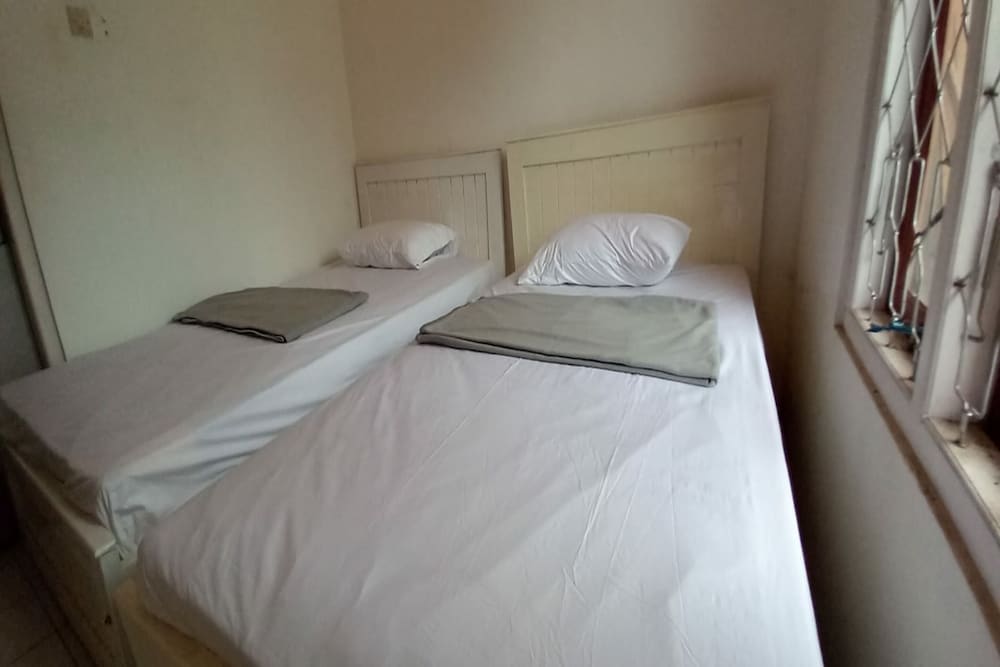 Deluxe Twin Room photo 3