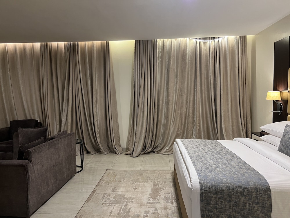 Executive Room photo 1