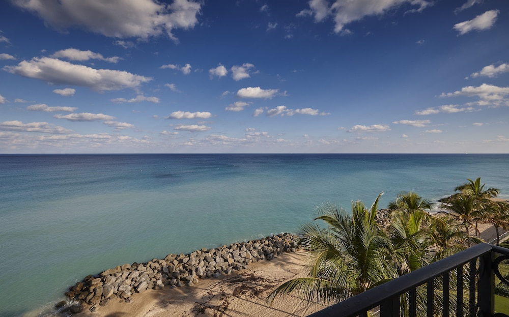 Premium Suite, Oceanfront (Atlantic) photo 2