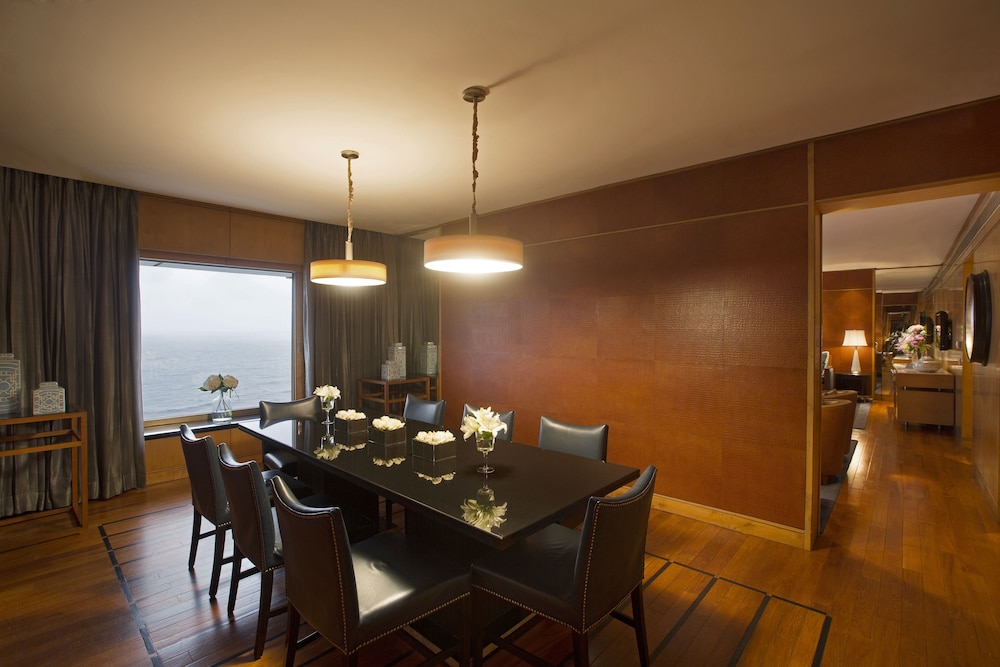 Presidential Suite, 1 King Bed, Sea View