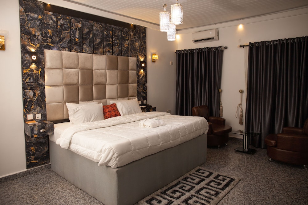 Premium Room - Photo 1