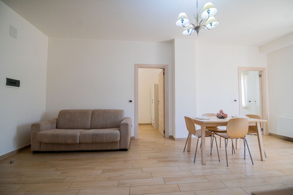 Deluxe Apartment - Photo 17