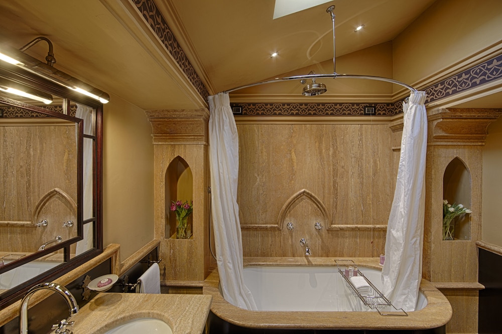 Superior Room - Photo 6