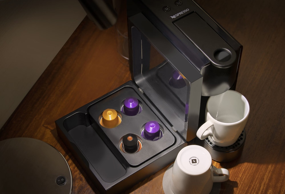 Executive King with View