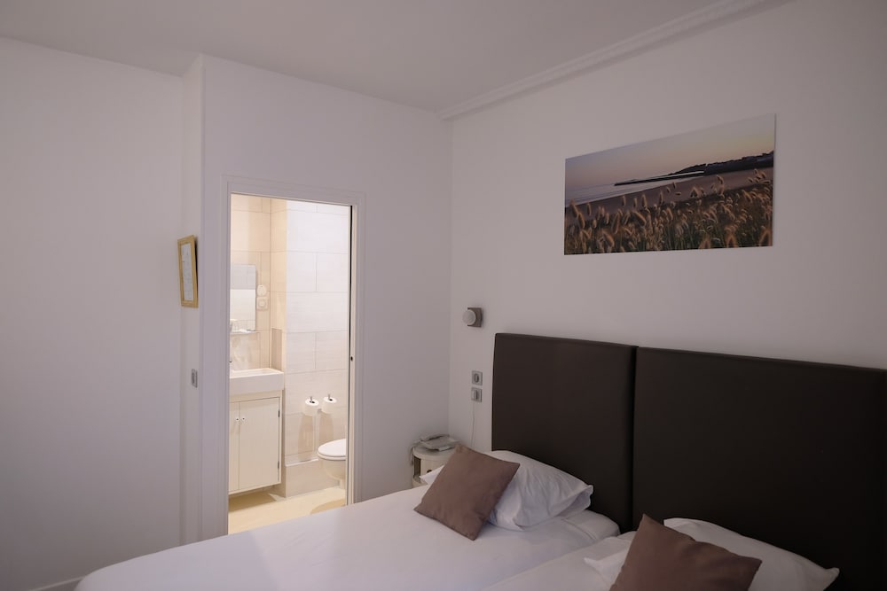 Triple Room 3 persons photo 2
