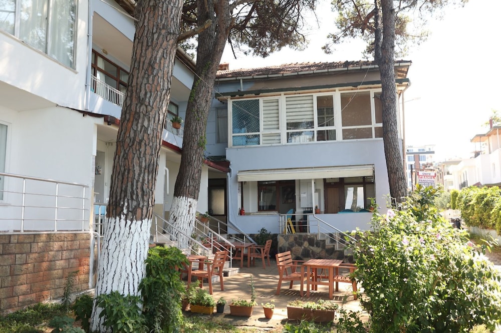 Family Double or Twin Room, Balcony, Sea View photo 3