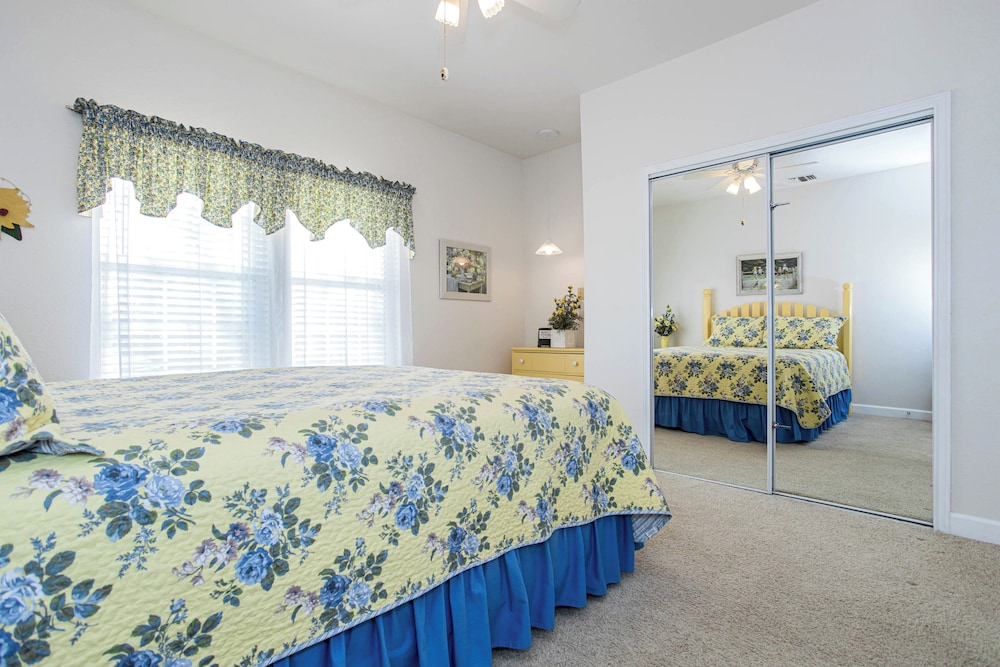 House, Multiple Beds, Patio (Cozy Retreat On Lake Lbj)