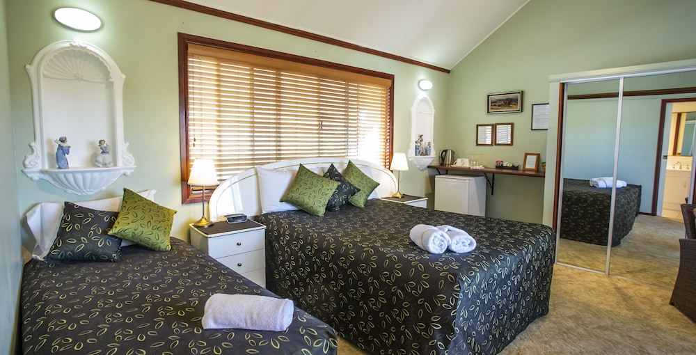 Deluxe Double Room photo 2