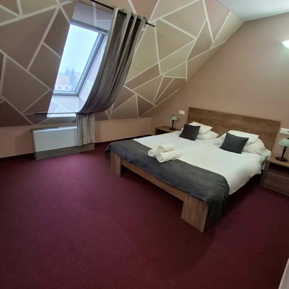 Standard Twin Room photo 1