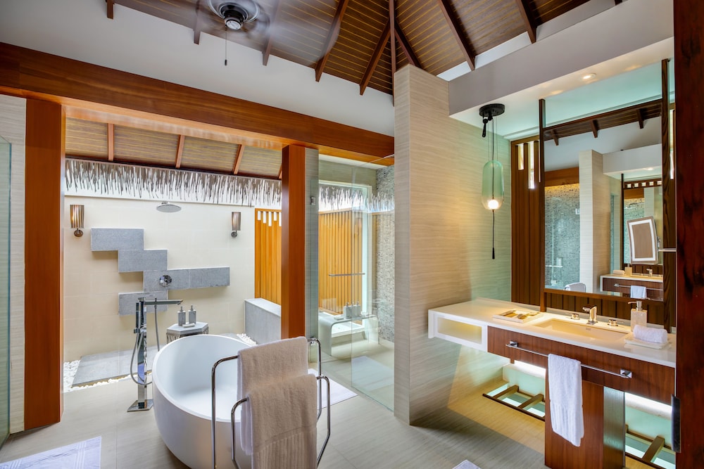 Villa, Private Pool, Ocean View (Overwater) photo 3