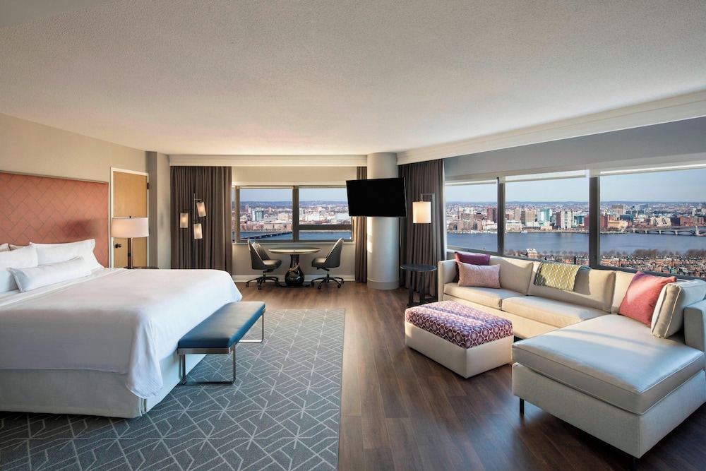 Room, 1 King Bed, Corner