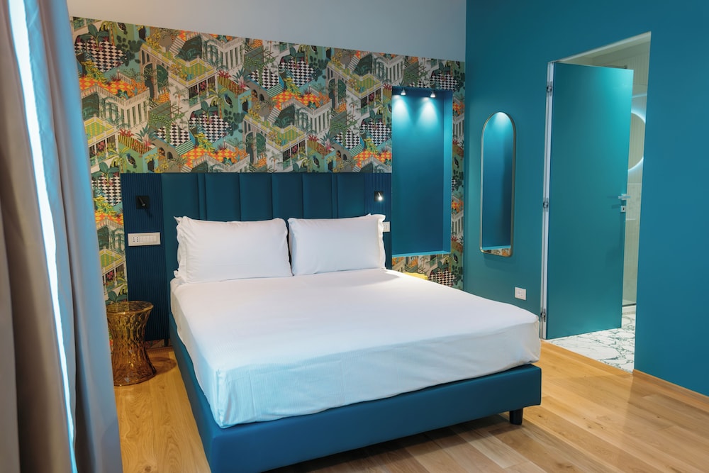 Studio Suite, Balcony