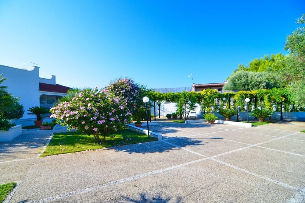 Villa photo 3