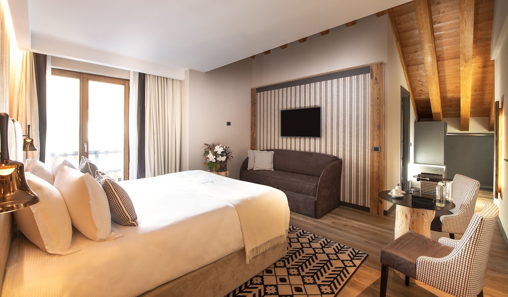 Junior Suite, 1 Bedroom, Mountain View