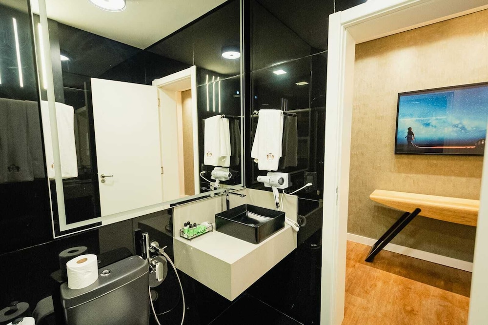 Available room