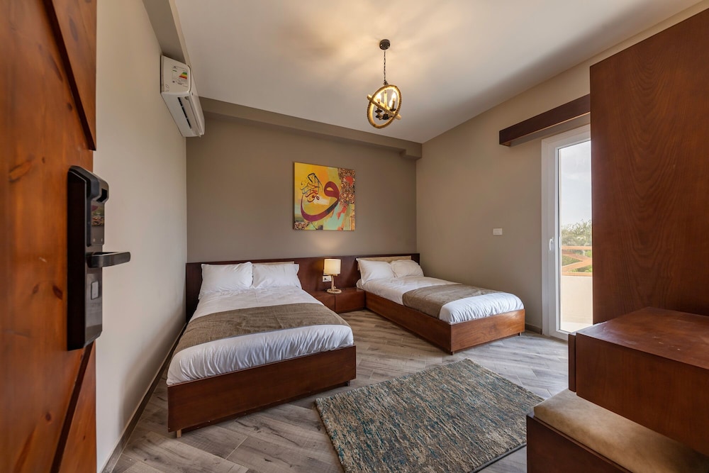 Standard Double Room, Shared Bathroom, Garden View photo 1