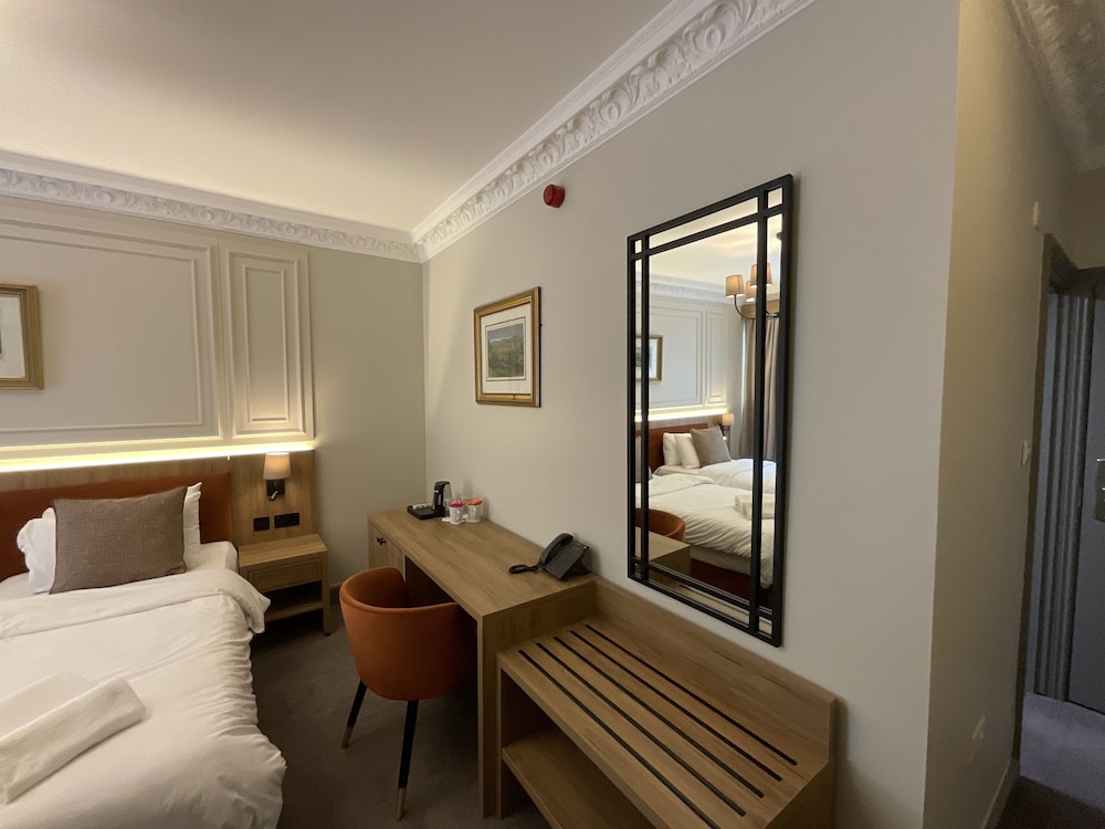 Standard Twin Room, 2 Twin Beds - Photo 4