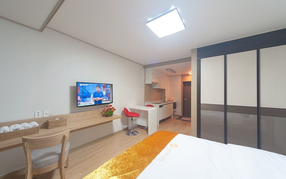 Room (Standard Double-36) - Photo 3