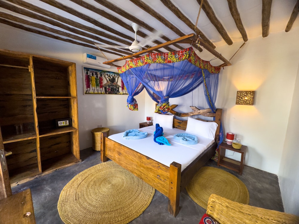 Standard Double Room, Pool View photo 3