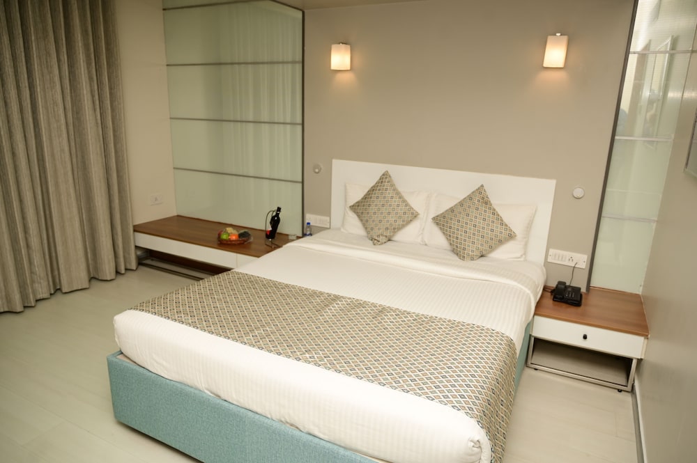 Premier Room