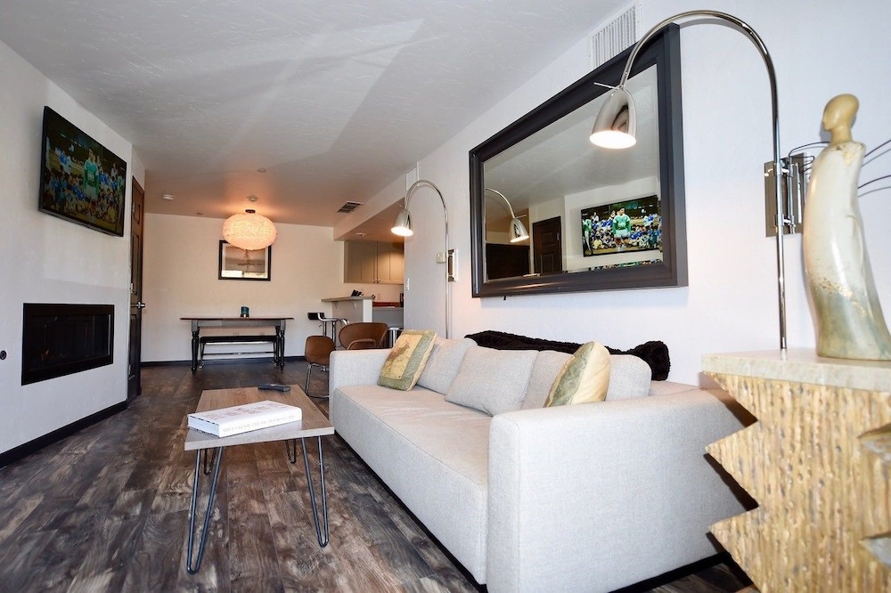 Suite, 2 Bedrooms, River View