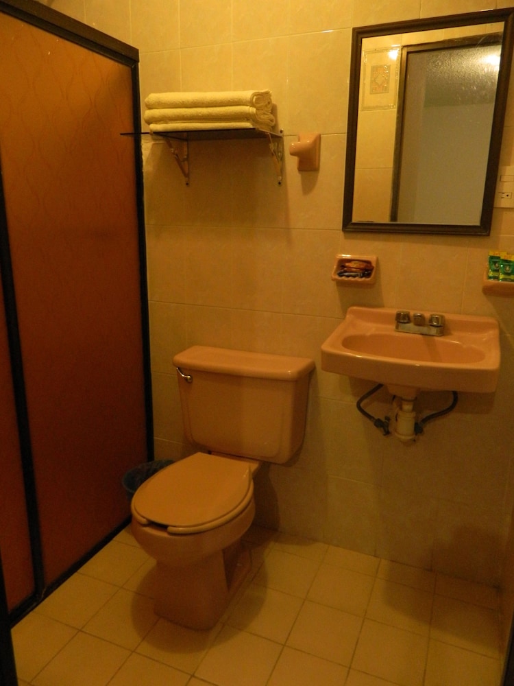 Double Room, 2 Beds photo 2