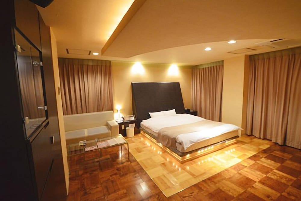 Deluxe Double Room, 1 Queen Bed, Smoking photo 1