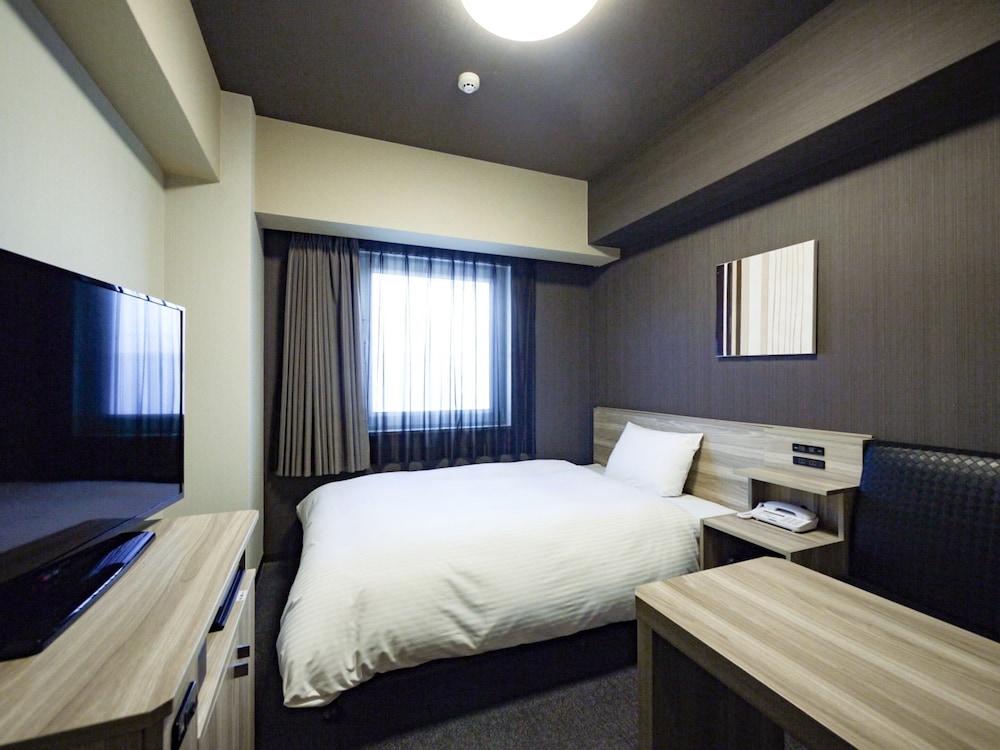 Single Room on the Smoking Floor, Non Smoking