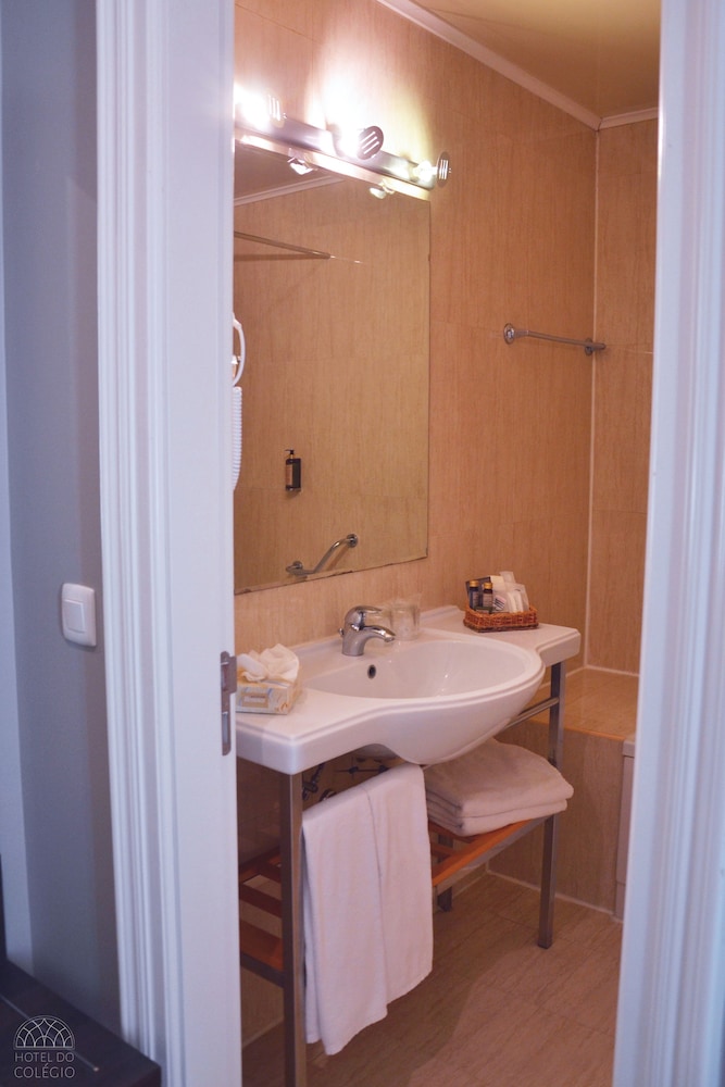 Superior Double or Twin Room - Photo 14