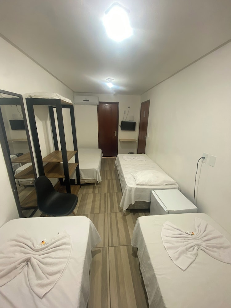 Basic Quadruple Room photo 3