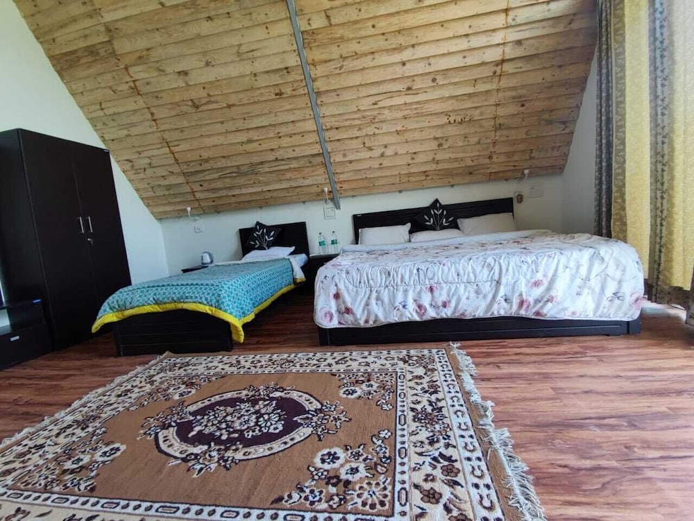 Cottage - Photo 1