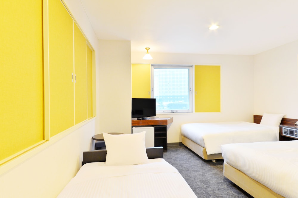 Comfort Triple Non-Smoking (Cleaning Is Optional With Additional Cost)
