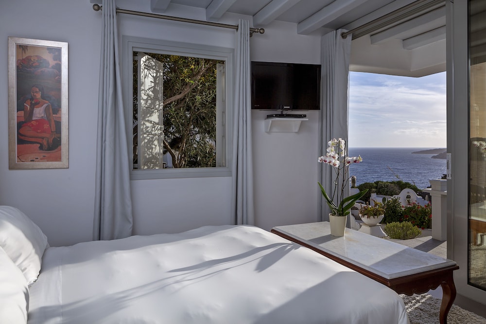 Superior Room, Sea View - Photo 4