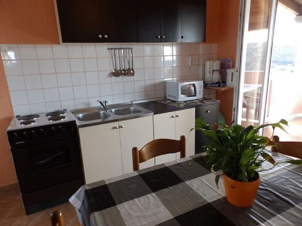 Apartment (Davorka - with sea view - A1(4+1))