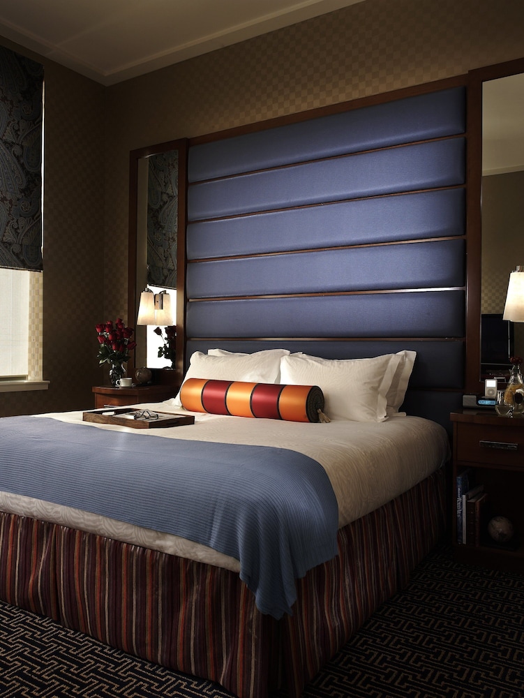 Suite, 1 Bedroom, Hearing Accessible (Communications Accessible) - Photo 2